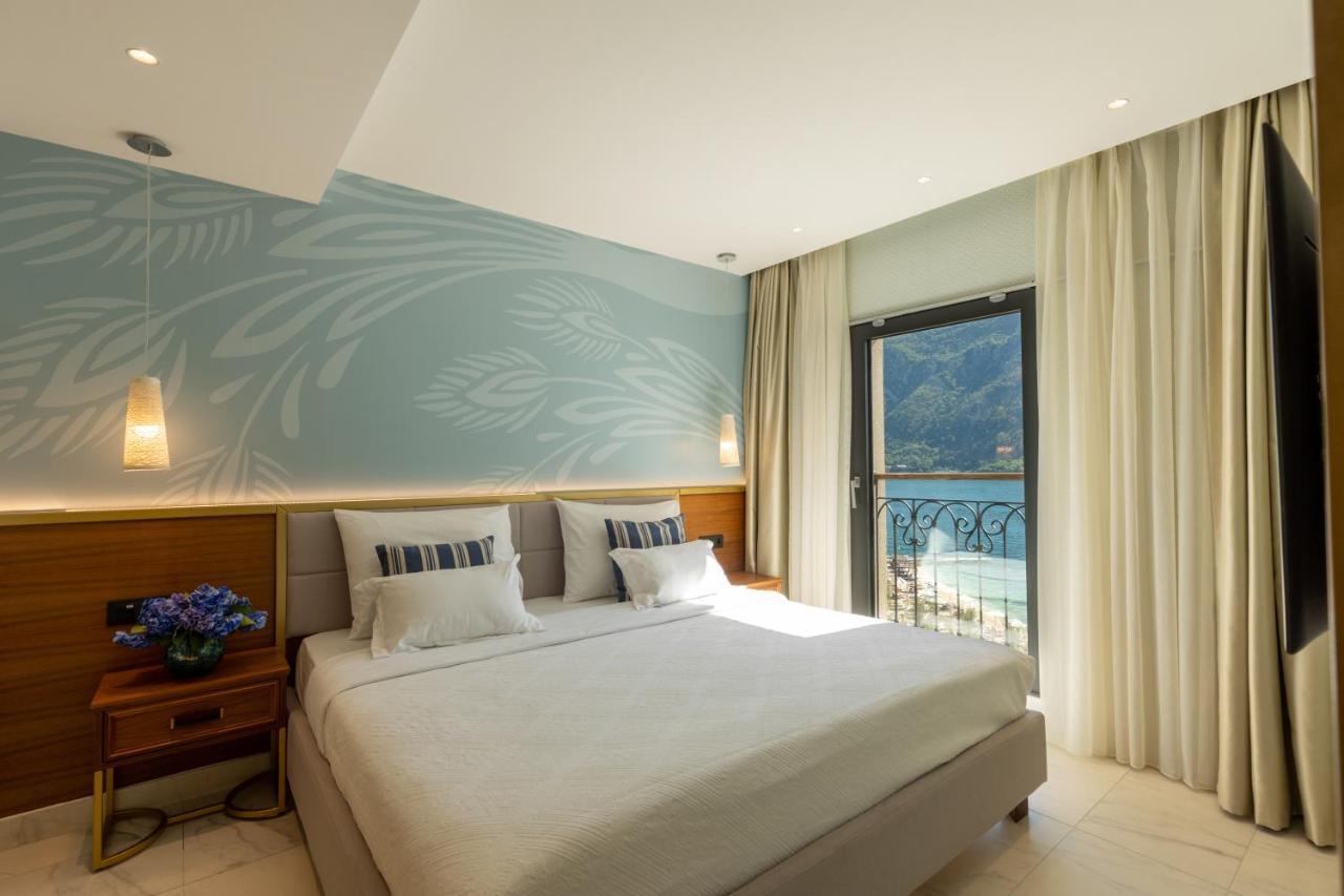 Huma Bay And
